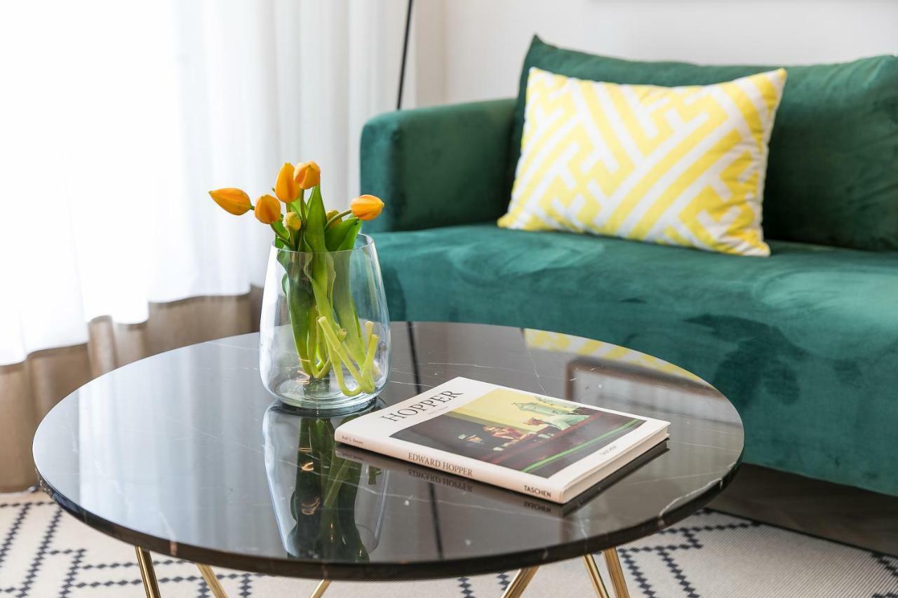 Feelathome Waldorf Suites Apartments Madrid Extérieur photo