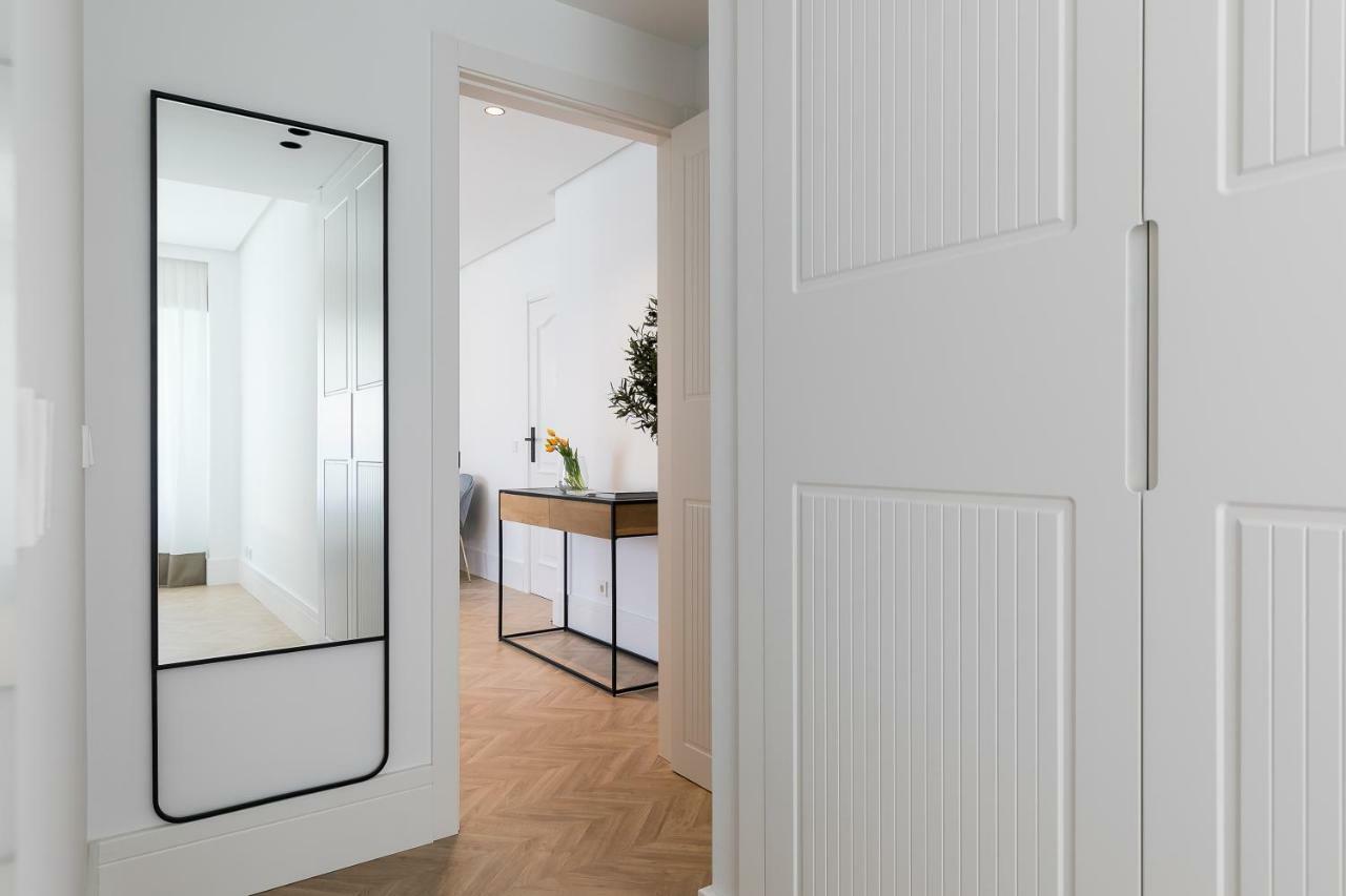 Feelathome Waldorf Suites Apartments Madrid Extérieur photo