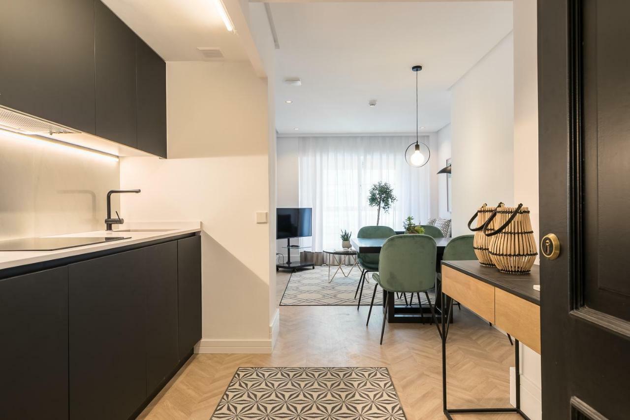 Feelathome Waldorf Suites Apartments Madrid Extérieur photo