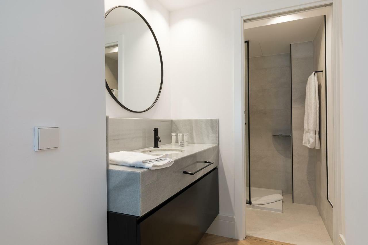Feelathome Waldorf Suites Apartments Madrid Extérieur photo